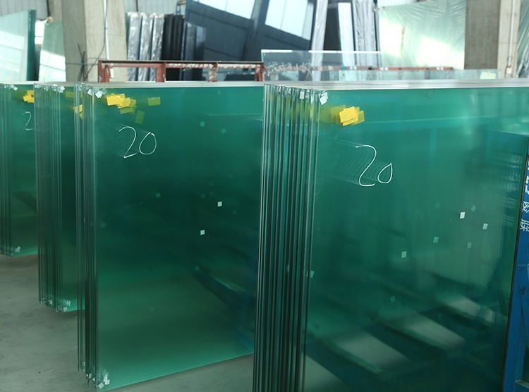 鋼化(huà)玻璃